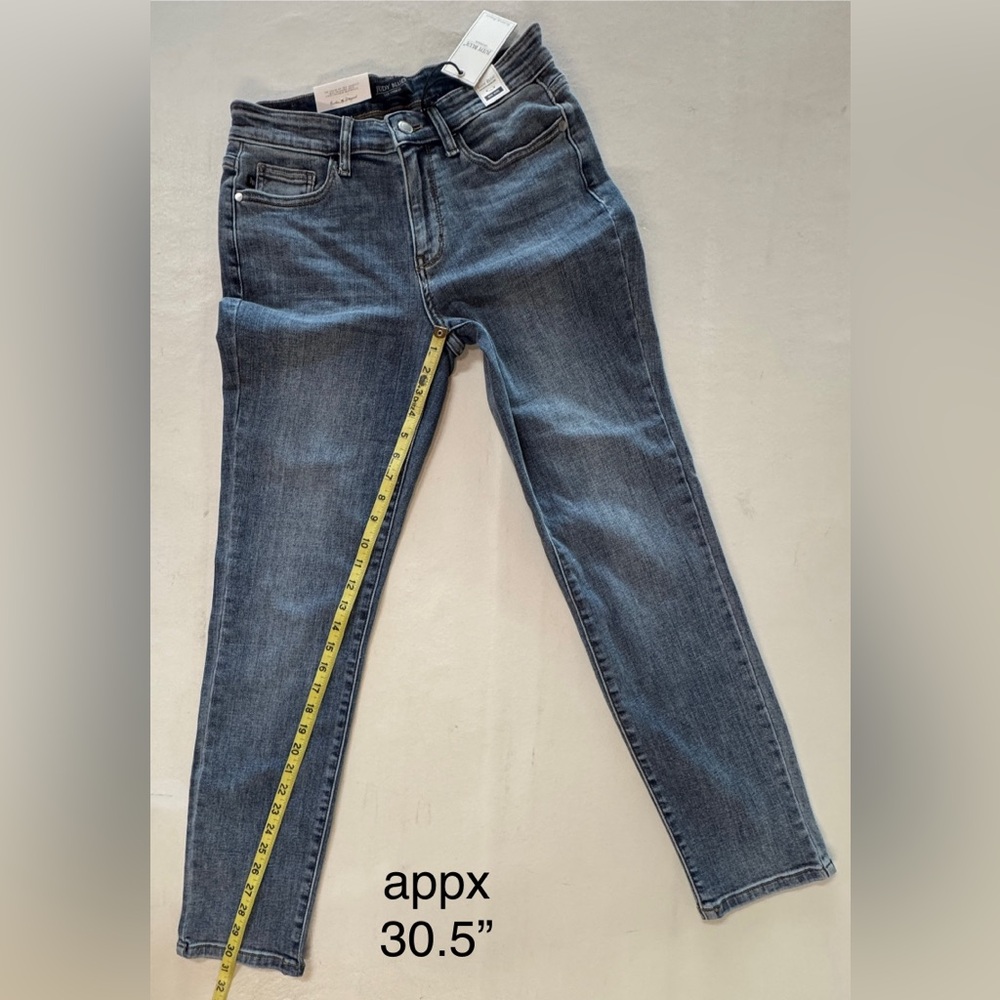 NWT Judy Blue Instant Classic Slim Fit Jeans JB82180 (7/28) - Picture 10 of 15